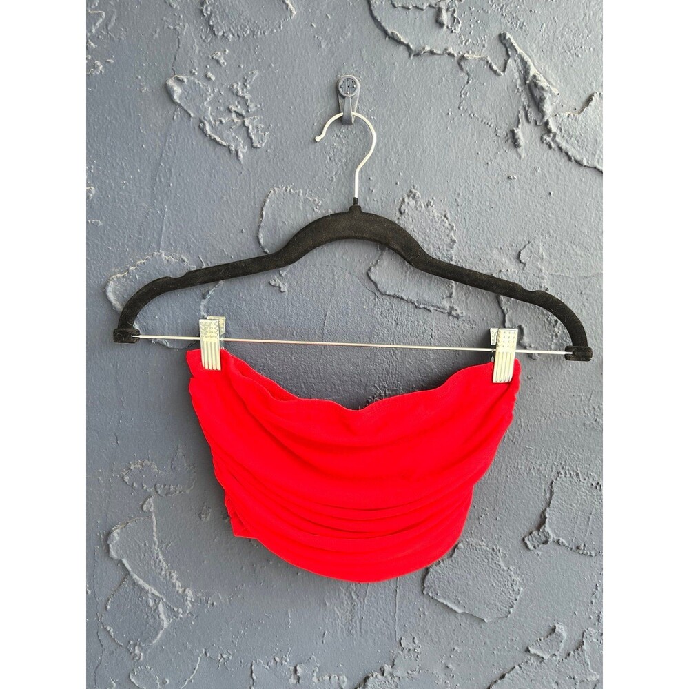red cropped tube top